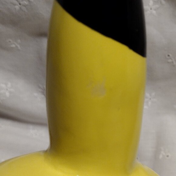 Pokemon || 8.5" Pikachu Ceramic Bank - Picture 6 of 11